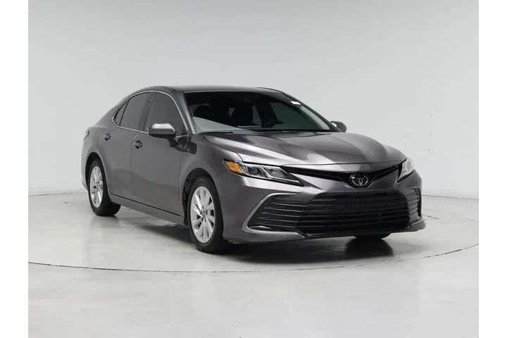 $24998 : Toyota Camry 2024 LE 4dr Sed image 1