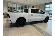 $38448 : Ram 1500 2023 4x4 Big Horn 4 thumbnail