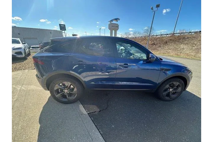 $24595 : Jaguar E-PACE 2021 AWD P250 image 6