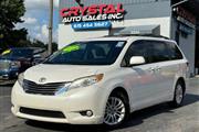 2015 Sienna XLE 8-Passenger thumbnail