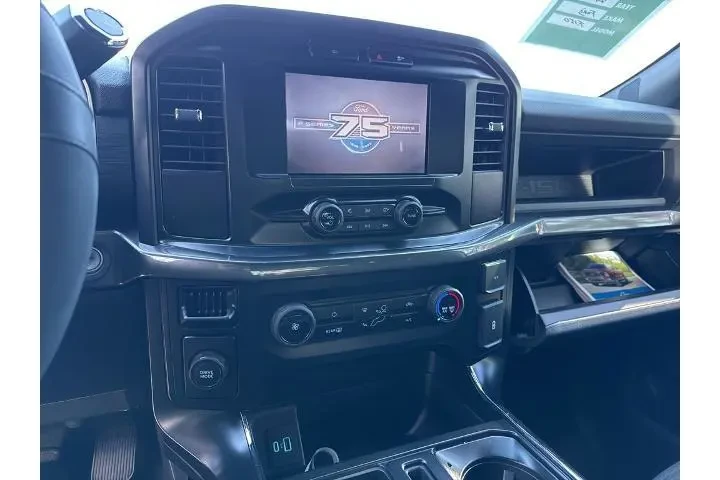 $32000 : Ford F-150 2023 4x2 XL 4dr S image 8