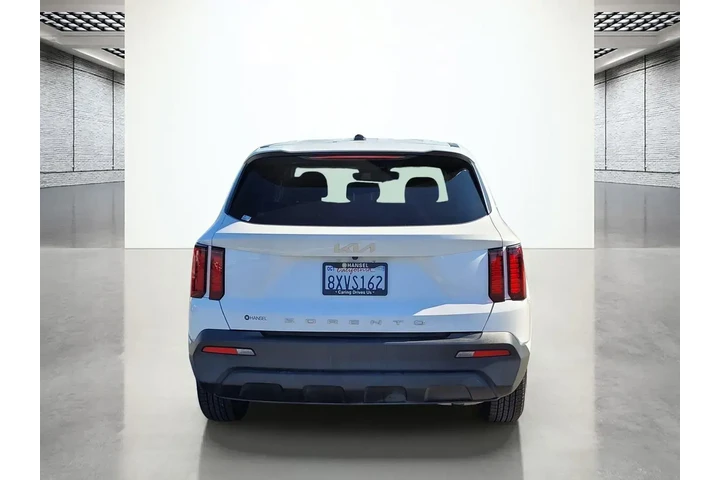 $19788 : Kia Sorento 2022 LX 4dr SUV image 8