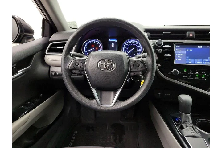 $18998 : Toyota Camry 2019 LE 4dr Sed image 10