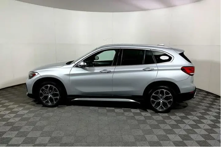 $20943 : BMW X1 2020 AWD xDrive28i 4d image 5