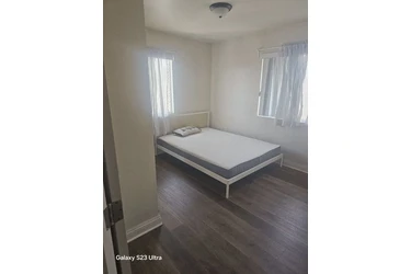 cuarto disponible para la rent en Los Angeles