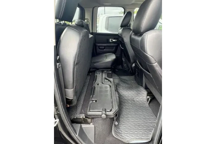 $17988 : Ram 1500 2014 4x4 Laramie 4d image 10