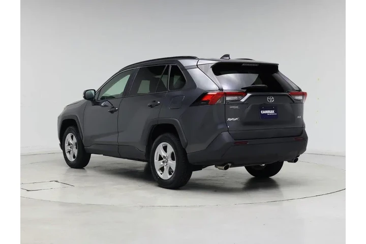$25998 : Toyota RAV4 2020 XLE 4dr SUV image 2