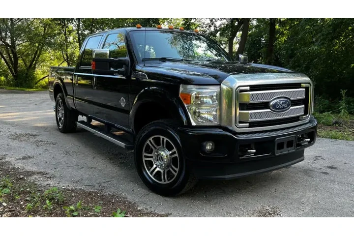 $26997 : 2015 F-250 Super Duty Platinum image 2