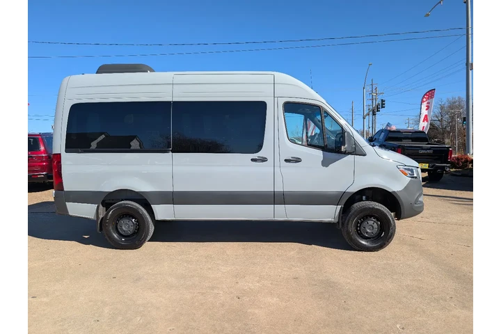 $77995 : 2026 Mercedes-Benz Sprinter P image 2