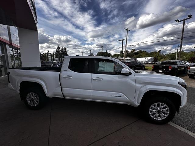 $43289 : 2024 Tacoma SR5 image 6