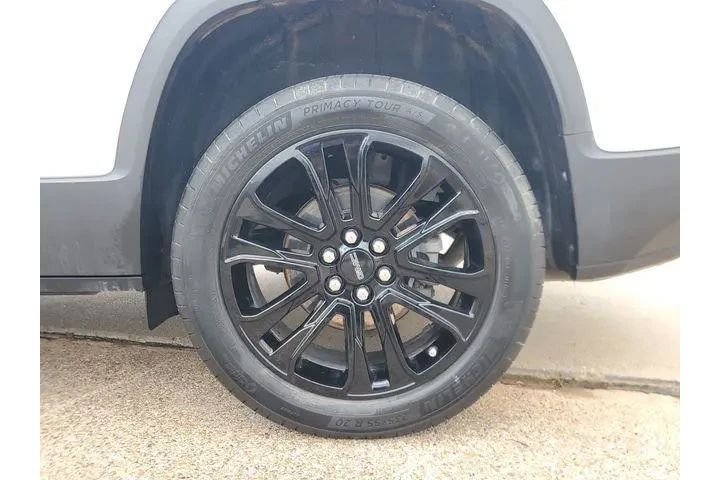 $24988 : GMC Acadia 2022 SLE 4dr SUV image 9