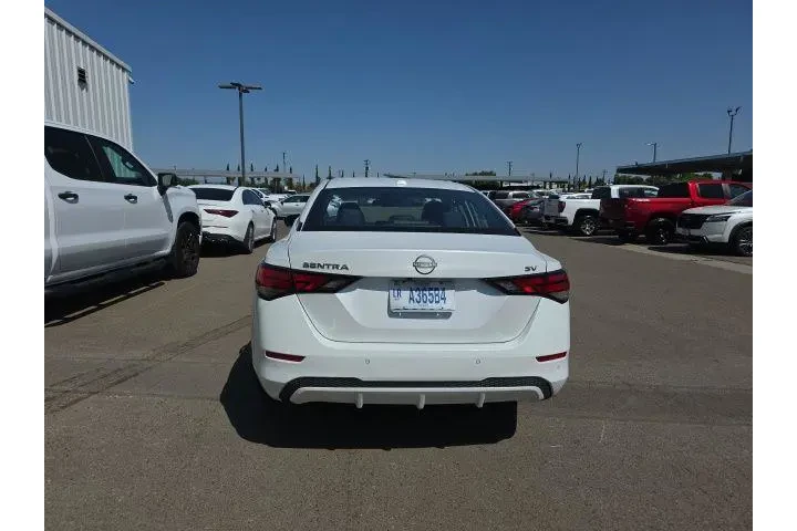 $18999 : Nissan Sentra 2024 SV 4dr Se image 5