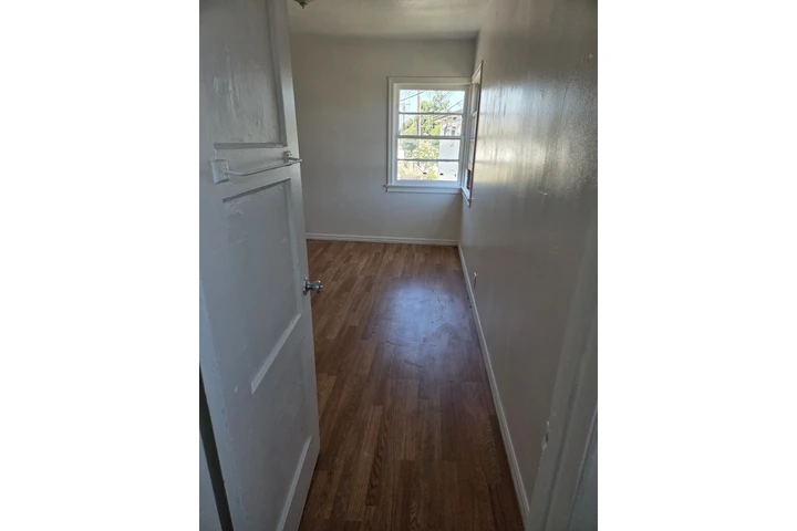 $1850 : Alhambra 1 bedroom For Rent image 6