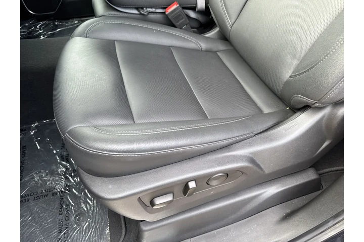 $51490 : 2025 GMC Sierra 1500 SLT image 5
