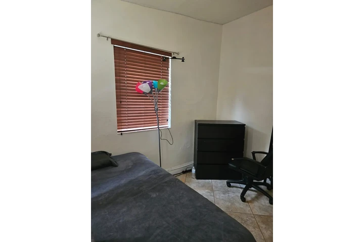$850 : Renta de habitacion image 2