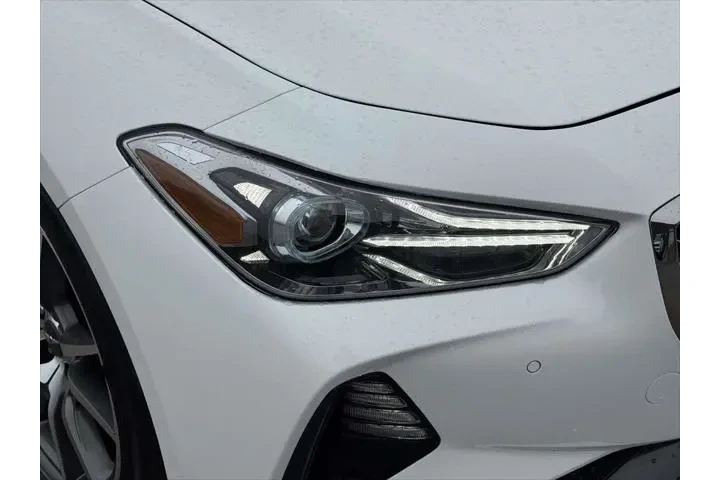 $22950 : Genesis G70 2021 AWD 2.0T 4d image 7