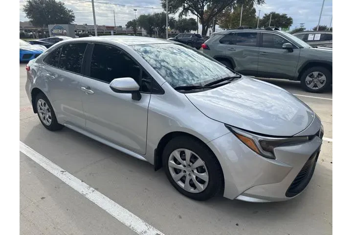 $24691 : Toyota Corolla Hybrid 2025 L image 2