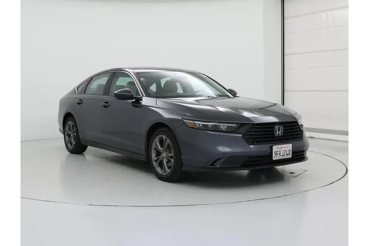 $25998 : Honda Accord 2023 EX 4dr Sed image 1