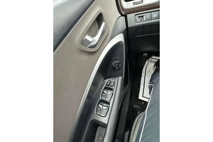 $8495 : Hyundai SANTA FE Sport 2017 image 8