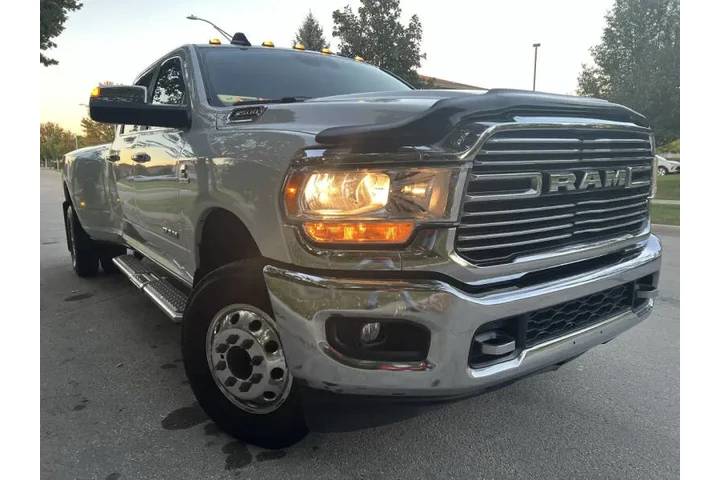 $42995 : 2022 RAM 3500 Lone Star image 9