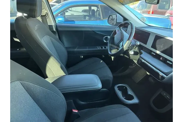 $19995 : Hyundai IONIQ 5 2022 SE 4dr image 5