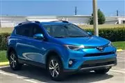 2017 Toyota RAV4 XLE SUV en Los Angeles