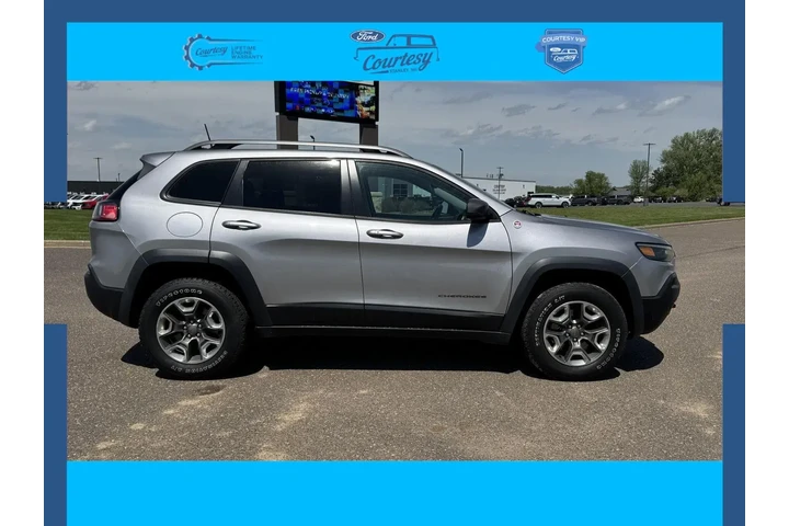 $18999 : Jeep Cherokee 2019 4x4 Trail image 1