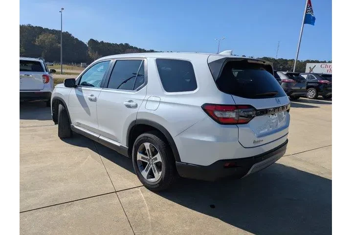 $34990 : Honda Pilot 2024 EX-L 4dr SU image 3