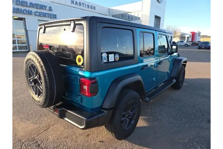 $37552 : Jeep Wrangler 2024 4x4 Sport image 5