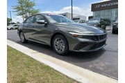 $21363 : Hyundai ELANTRA 2024 SEL 4dr thumbnail