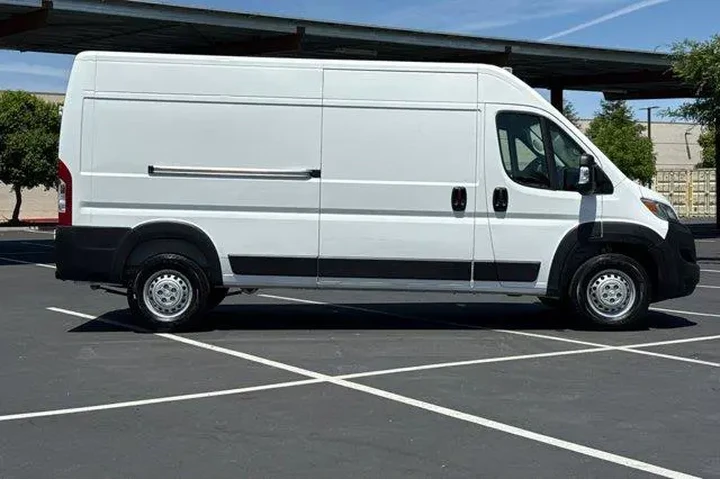 $39998 : Ram ProMaster 2026 Tradesman image 7