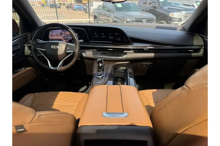 2021 Escalade Premium Luxury image 10