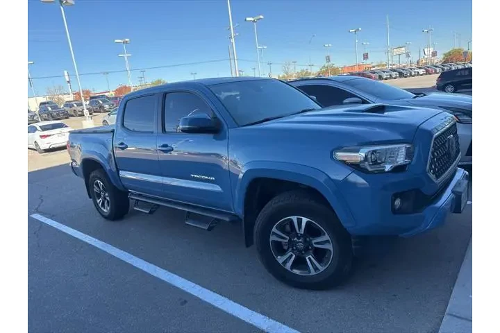 $31991 : Toyota Tacoma 2019 4x4 TRD S image 5