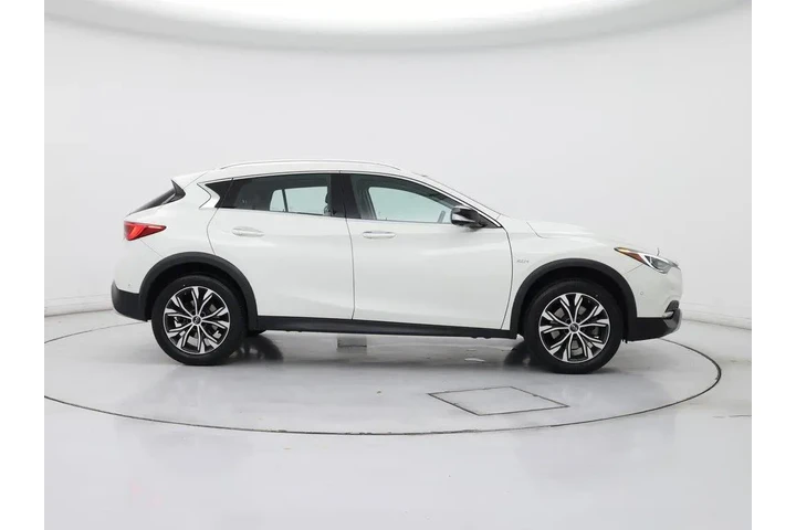 $18998 : INFINITI QX30 2018 AWD Premi image 7