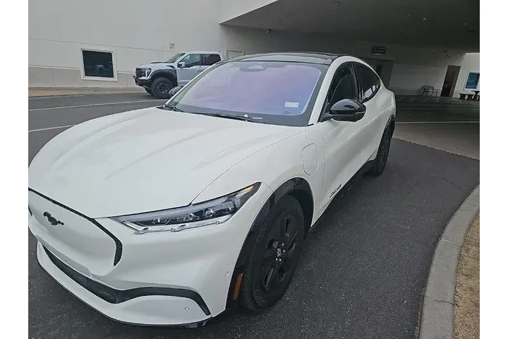 $21091 : Ford Mustang Mach-E 2021 Cal image 1