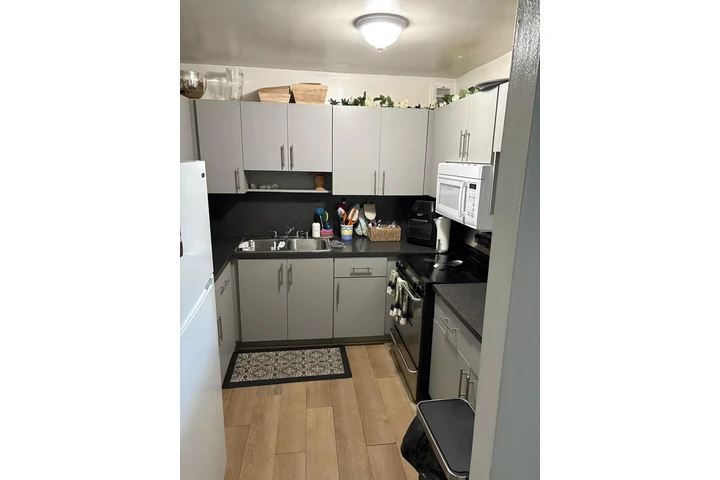 $850 : RENTA HABITACION 850$ MIAMI image 9