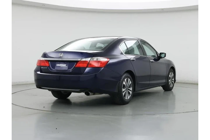 $17998 : Honda Accord 2015 LX 4dr Sed image 8