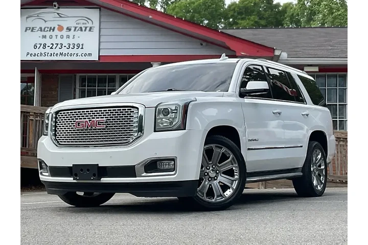 $17485 : GMC Yukon 2015 4x2 Denali 4d image 1