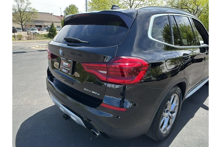 $27293 : 2021 X3 xDrive30e image 7
