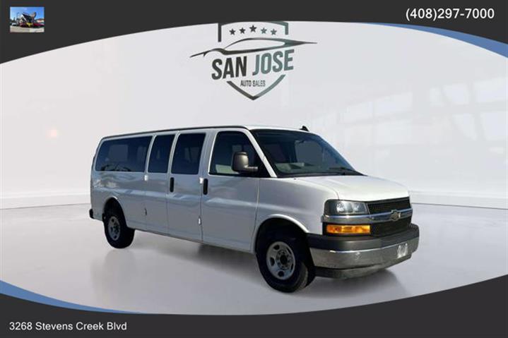 $24995 : 2018 CHEVROLET EXPRESS 3500 P image 1