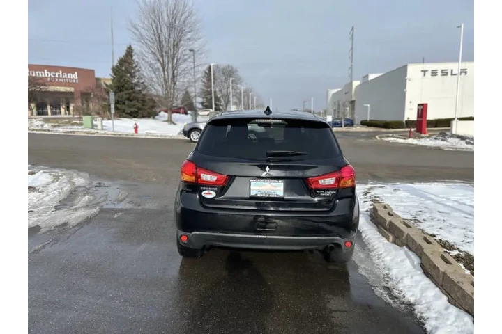 $6990 : 2017 Outlander Sport ES image 5