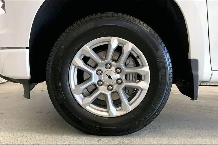 $39992 : Chevrolet Silverado 1500 202 image 7