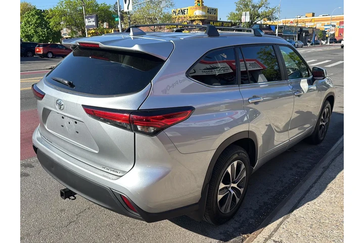 $36490 : Toyota Highlander 2023 AWD X image 5