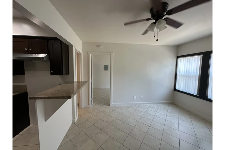 $1700 : APT D UNA RECÁMARA LONG BEACH image 10