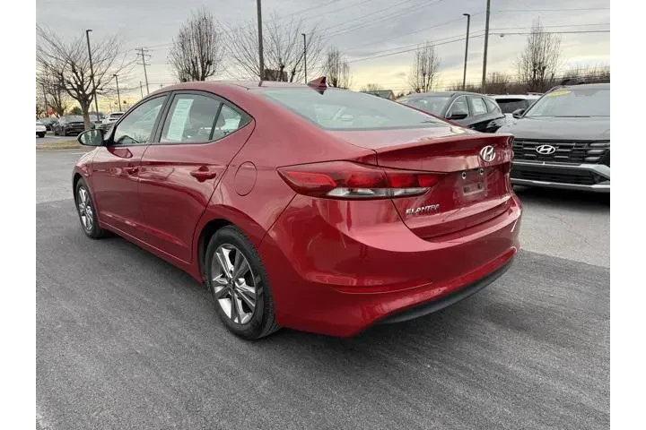 $10995 : Hyundai ELANTRA 2017 Value E image 5