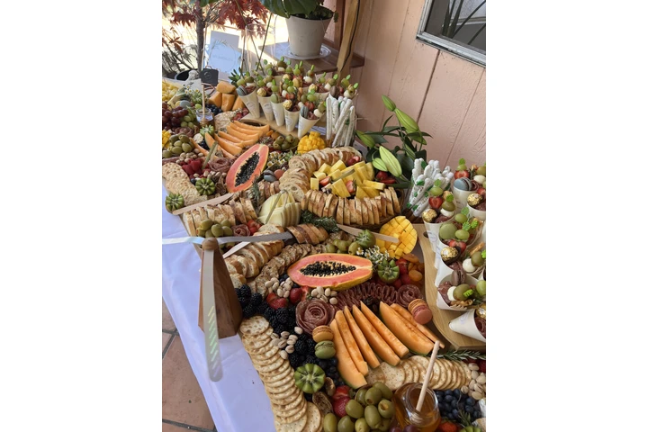 Charcuteria de lujo image 1