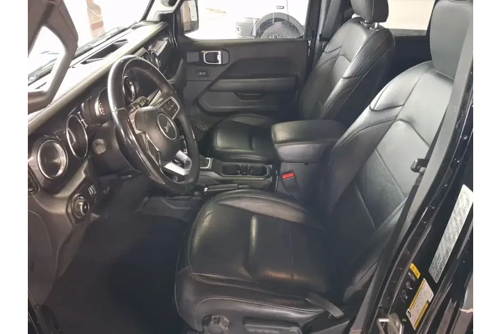 $37500 : Jeep Wrangler 2023 4x4 Sahar image 4