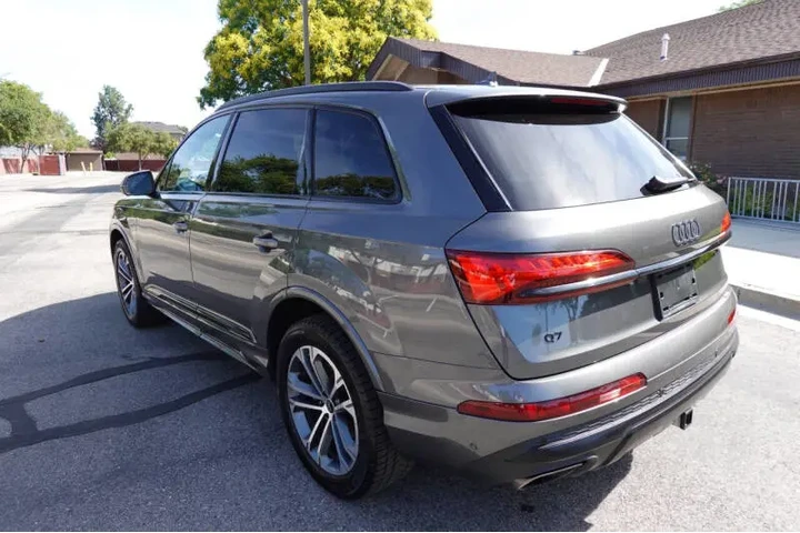 $46959 : 2025 Q7 quattro Premium Plus image 7