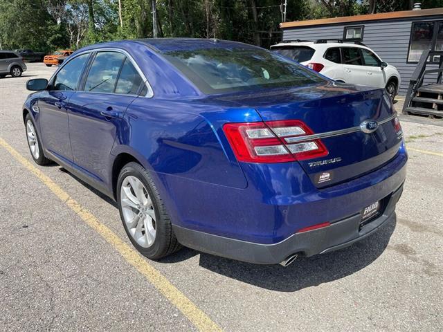 $7995 : 2013 Taurus SEL AWD image 4