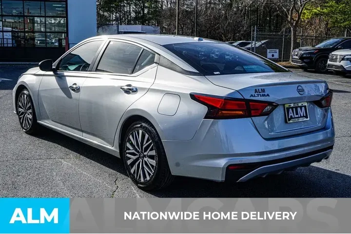 $17220 : Nissan Altima 2024 2.5 SV 4d image 5